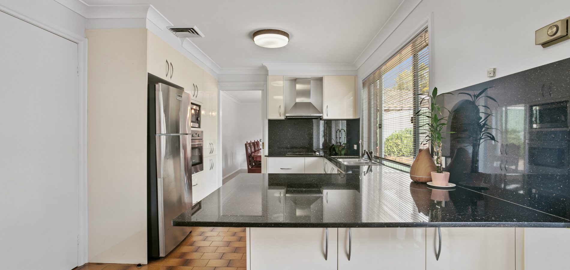 15 Ashmead Avenue, Castle Hill NSW 2154 - photo 7