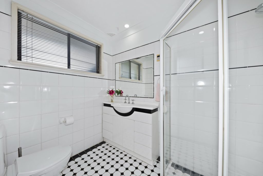 185 Madagascar Drive, Kings Park NSW 2148 - photo 3