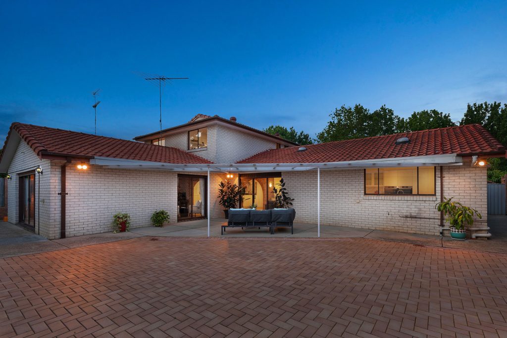 11 Wongajong Close, Castle Hill NSW 2154 - photo 15
