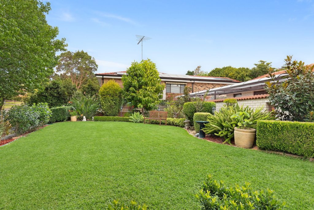 11 Wongajong Close, Castle Hill NSW 2154 - photo 18