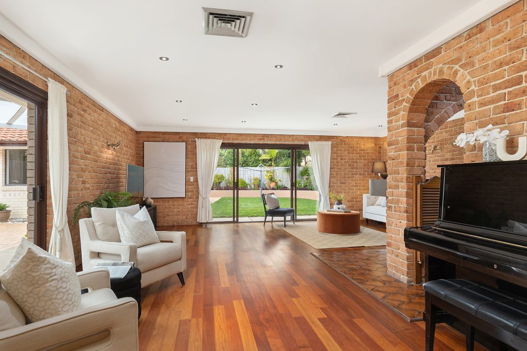 11 Wongajong Close, Castle Hill NSW 2154 - photo 6