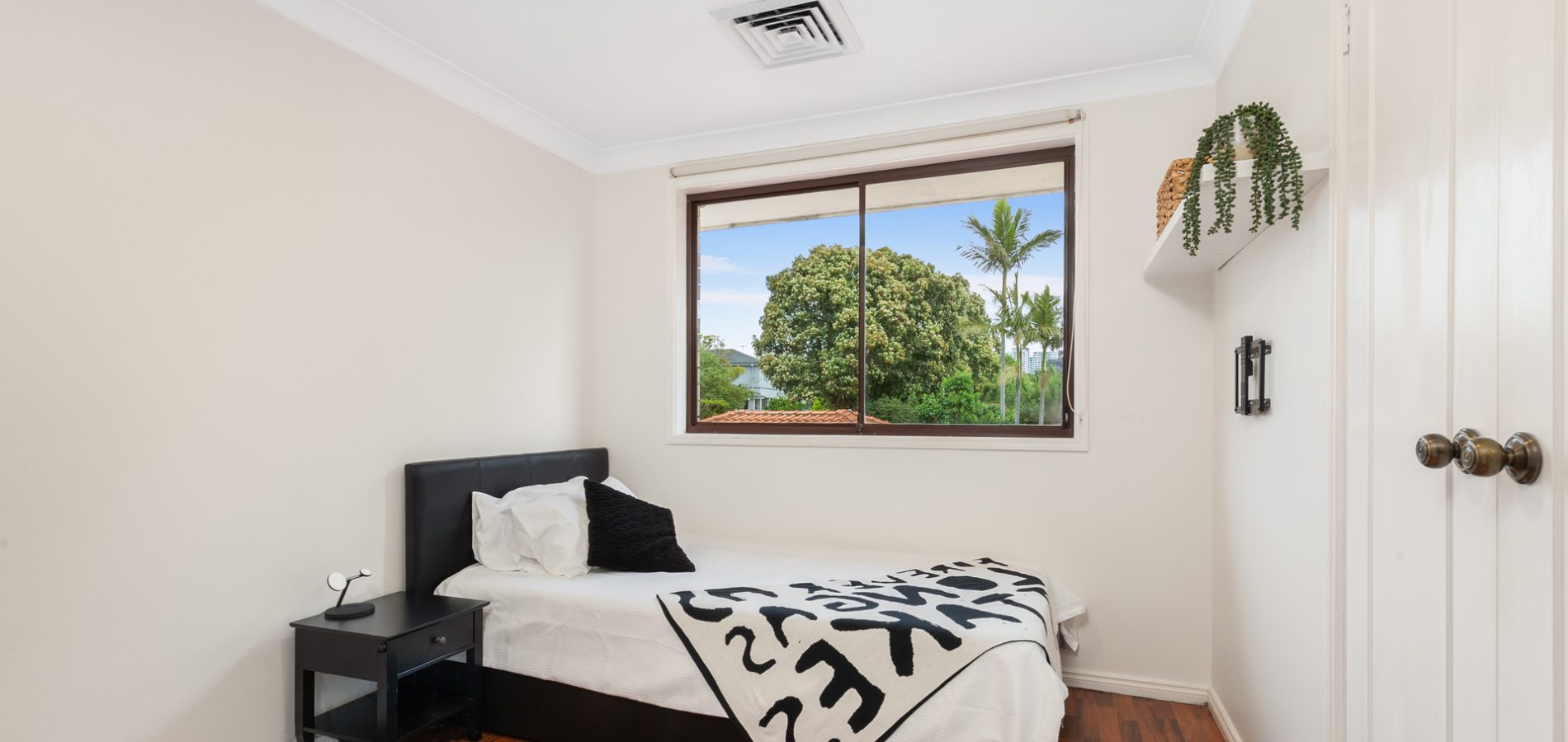 11 Wongajong Close, Castle Hill NSW 2154 - photo 9