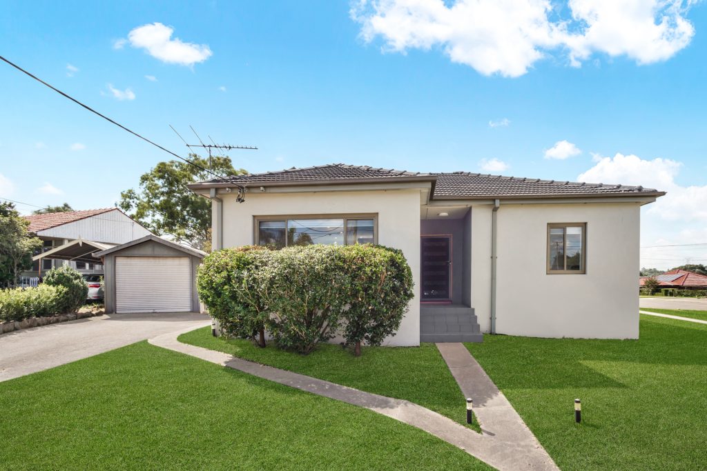 8 Highland Avenue, Toongabbie NSW 2146 - McGrath West Group