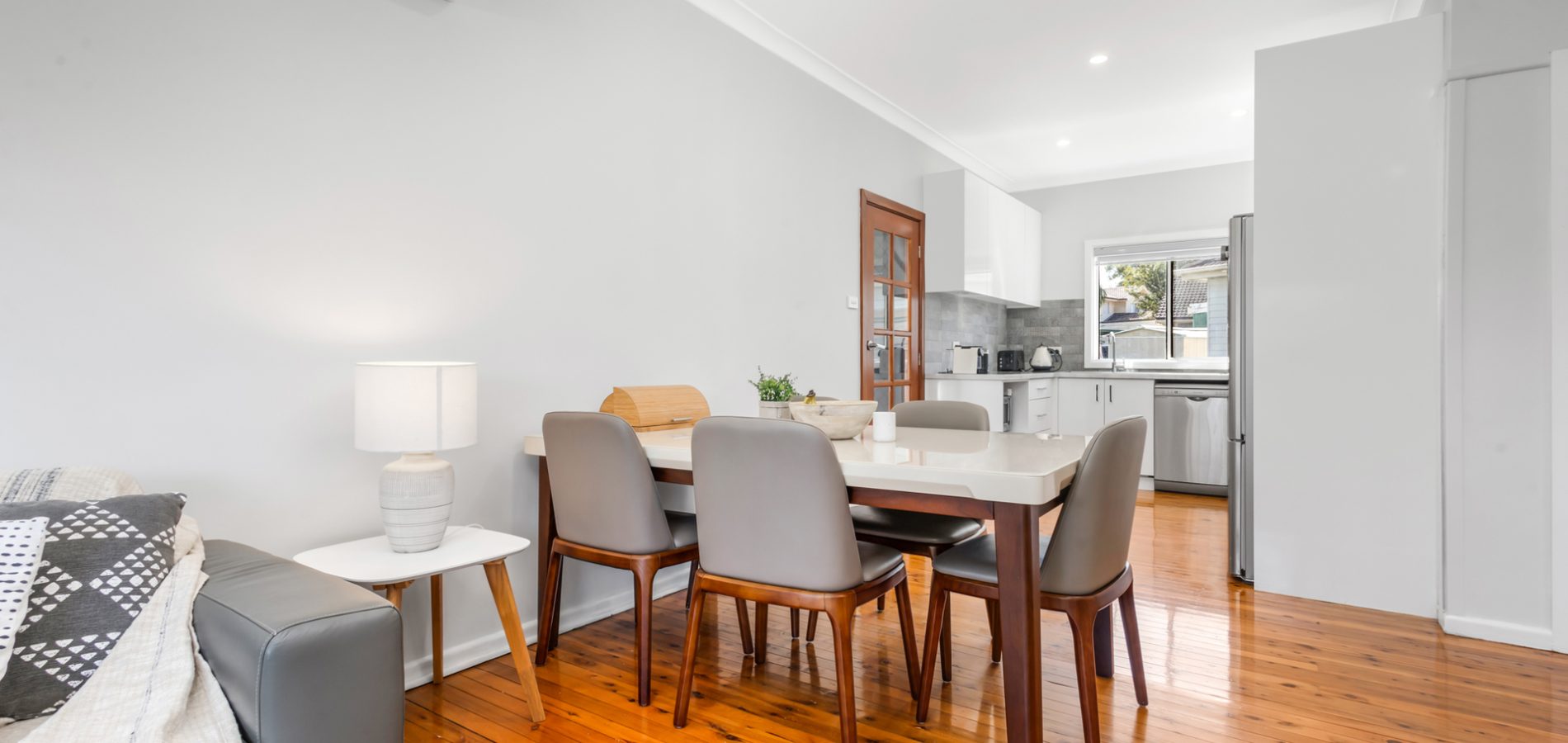 8 Highland Avenue, Toongabbie NSW 2146 - photo 4