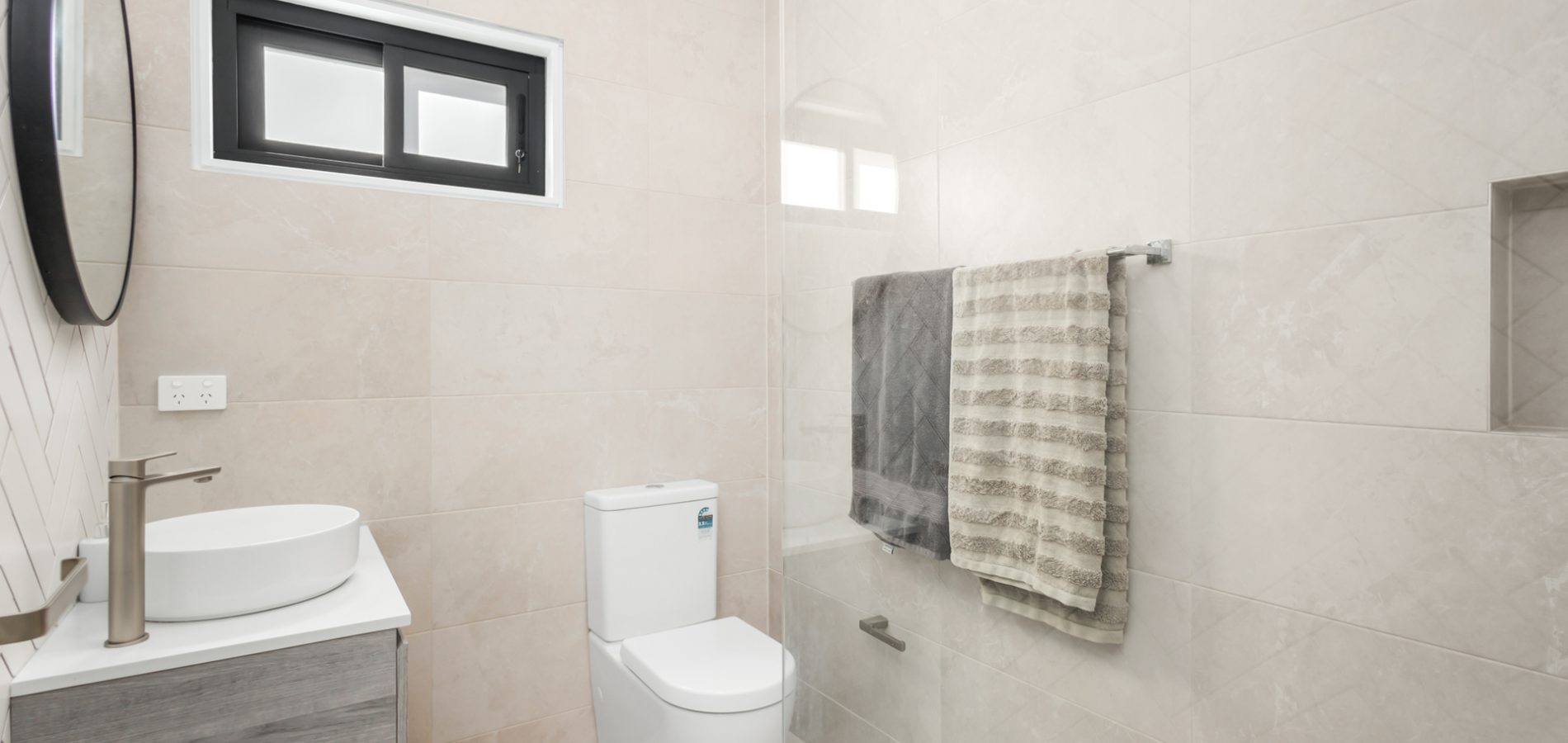 8 Highland Avenue, Toongabbie NSW 2146 - photo 8