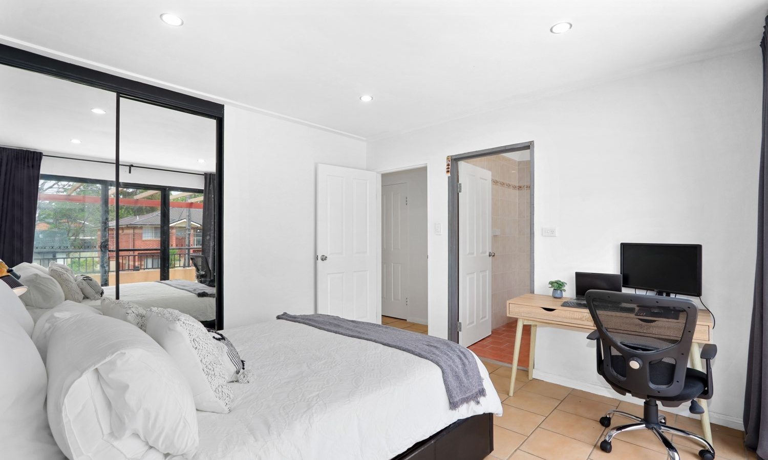 5/6 Orana Avenue, Seven Hills NSW 2147 - photo 5