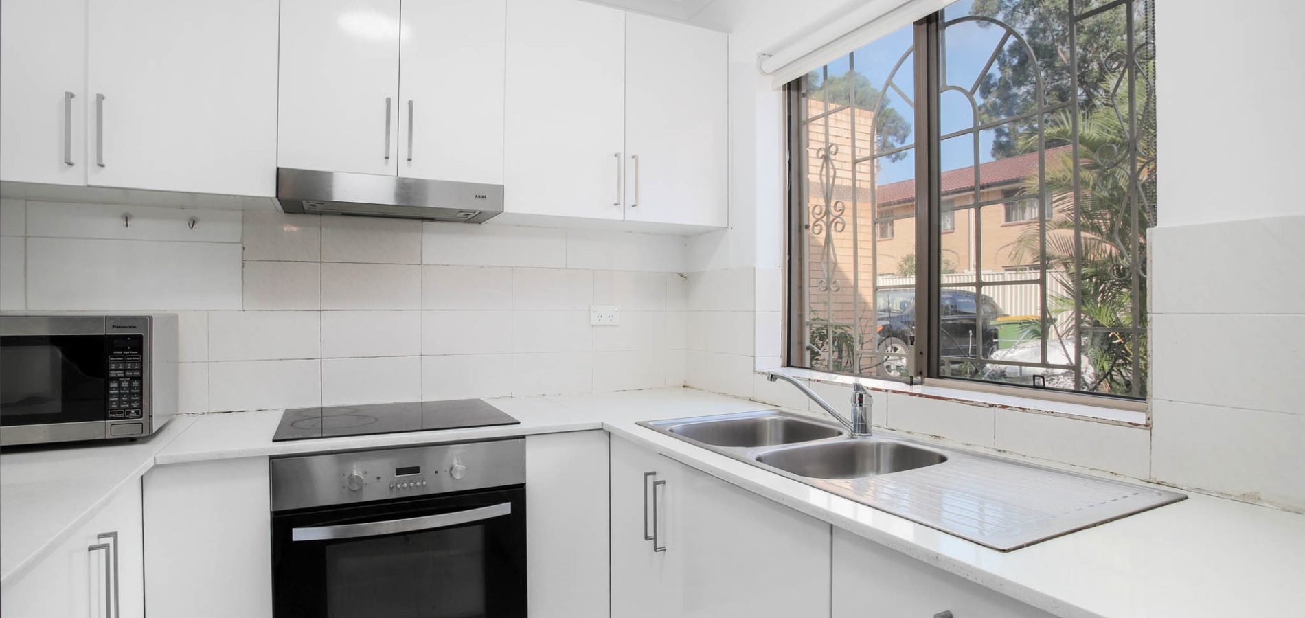 27/1 Reid Avenue, Westmead NSW 2145 - photo 4