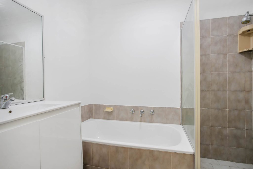 27/1 Reid Avenue, Westmead NSW 2145 - photo 8