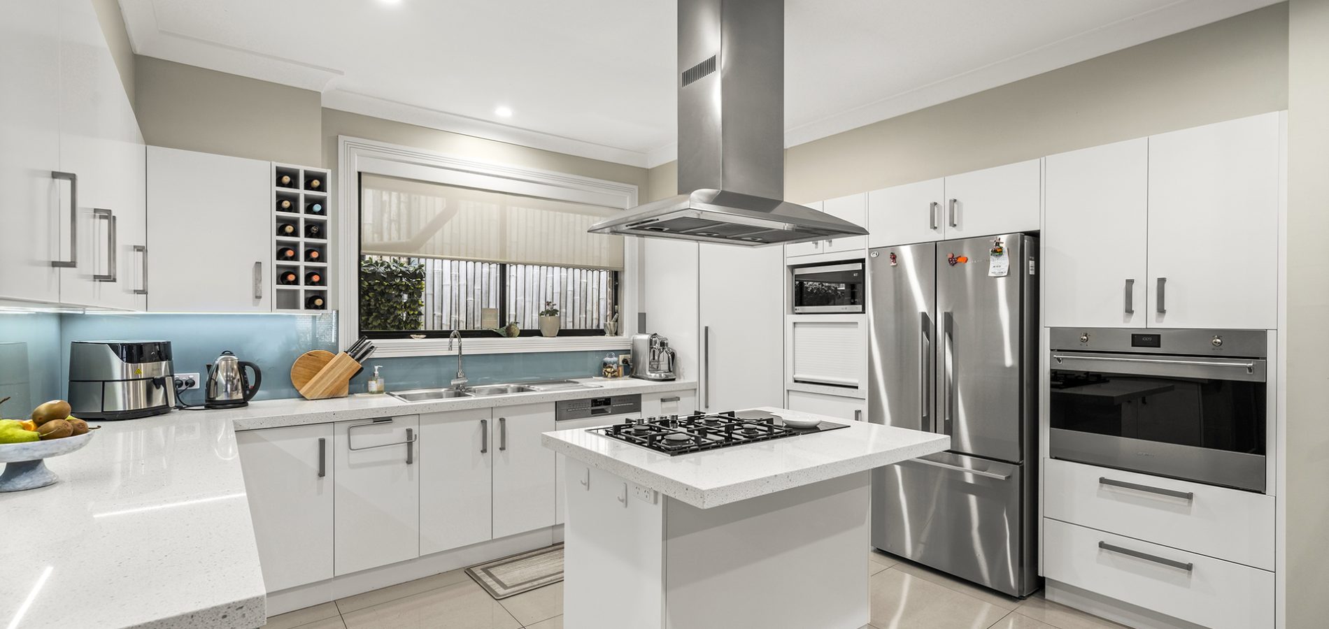 48 Ravensbourne Circuit, Dural NSW 2158 - photo 2
