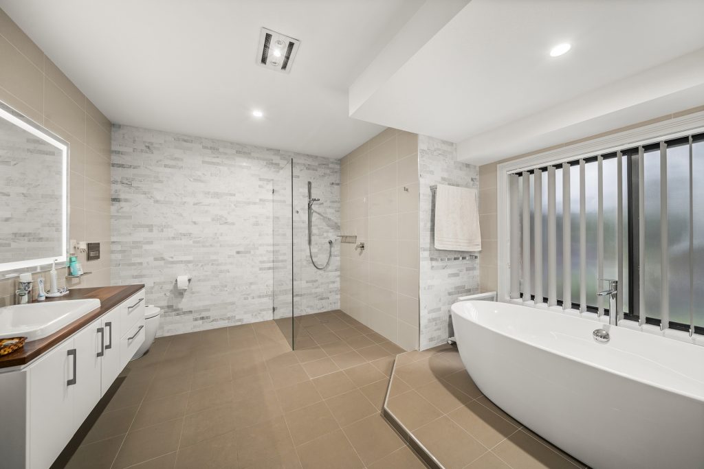 48 Ravensbourne Circuit, Dural NSW 2158 - photo 11