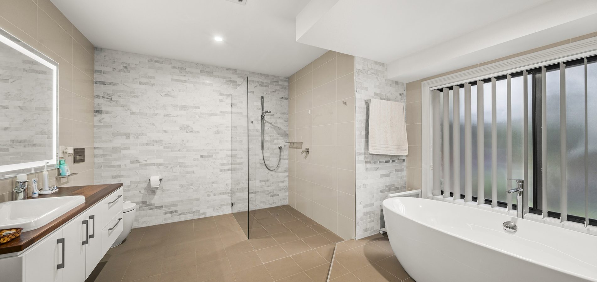 48 Ravensbourne Circuit, Dural NSW 2158 - photo 11