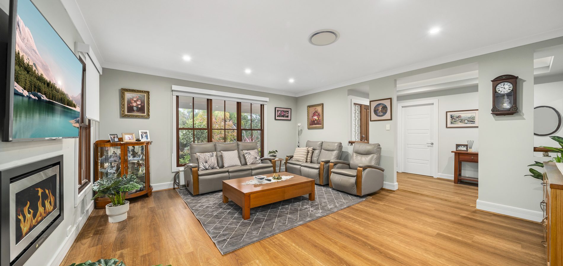 48 Ravensbourne Circuit, Dural NSW 2158 - photo 5