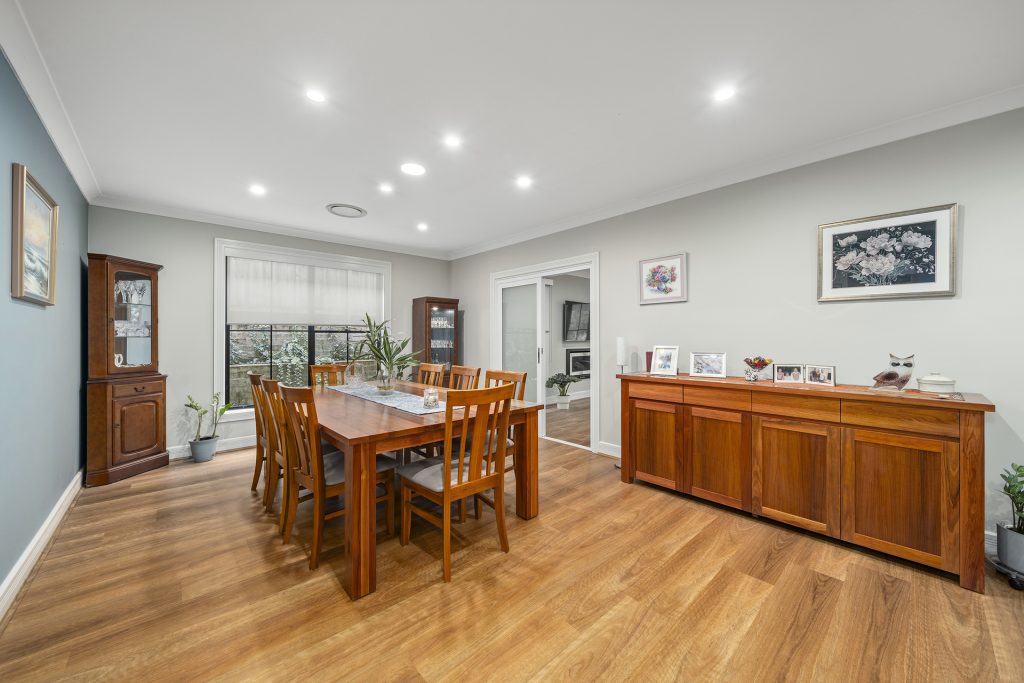 48 Ravensbourne Circuit, Dural NSW 2158 - photo 7