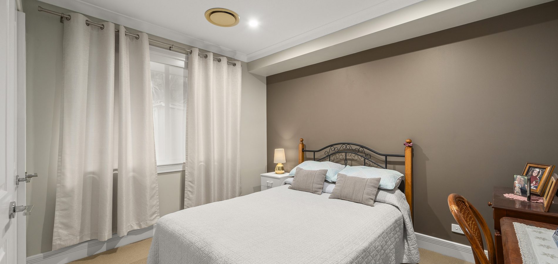 48 Ravensbourne Circuit, Dural NSW 2158 - photo 8