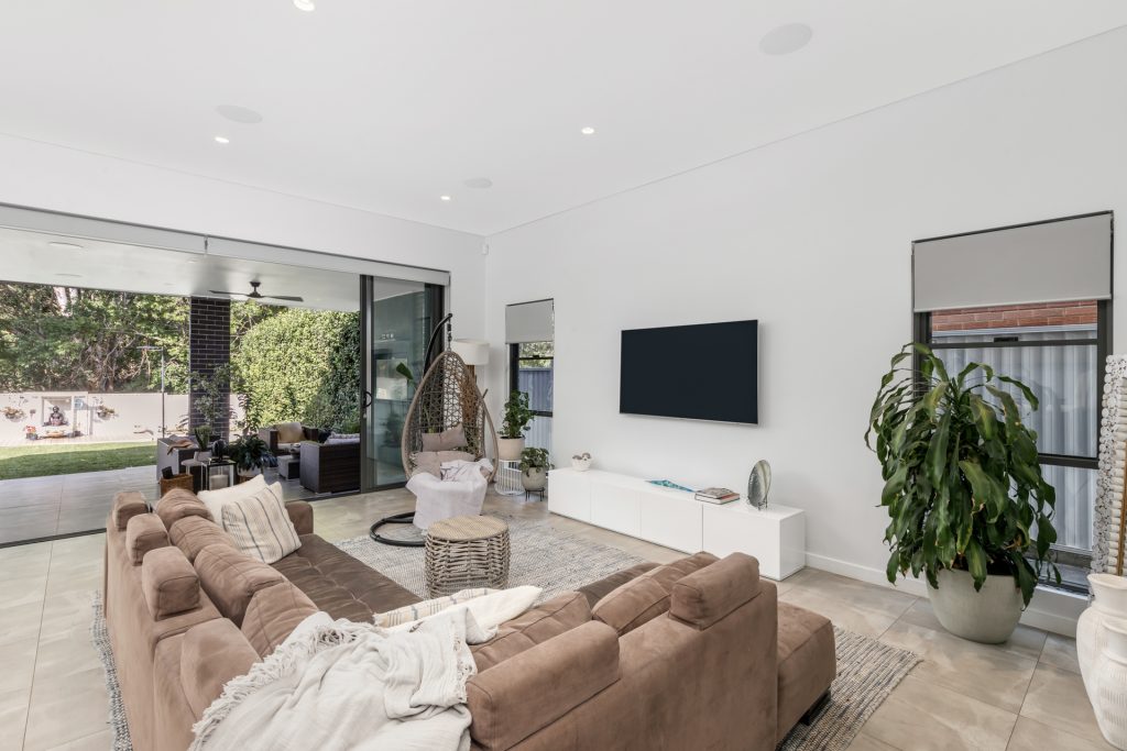 38 Delaware Road, Ermington NSW 2115 - photo 2