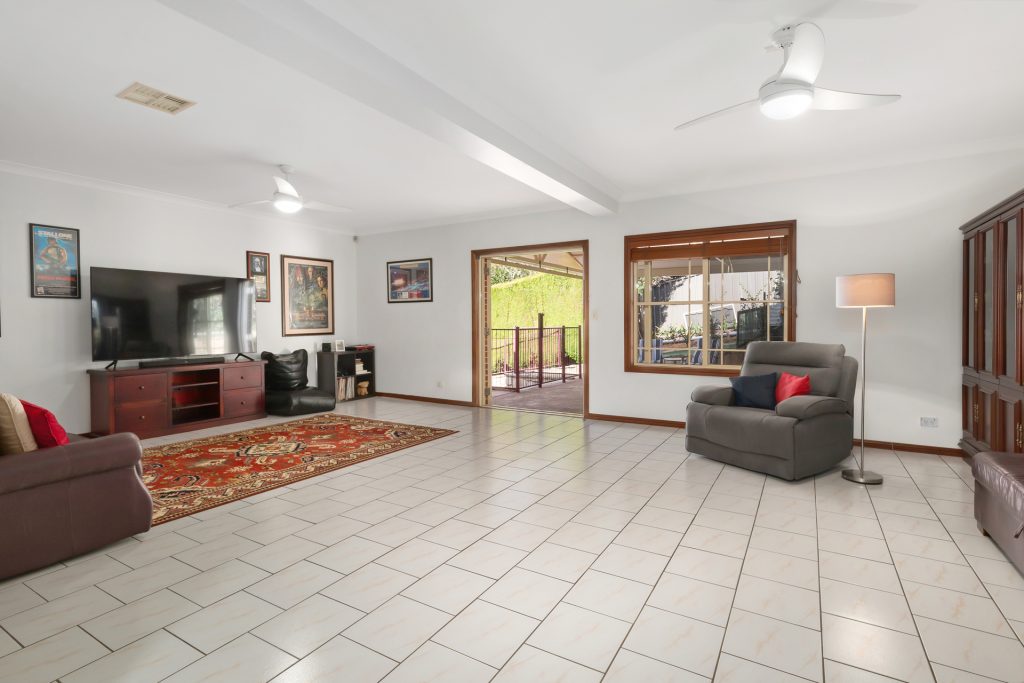 1 Thrift Close, West Pennant Hills NSW 2125 - photo 4