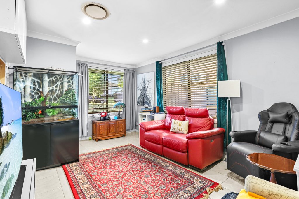 10 Almeta Street, Schofields NSW 2762 - photo 2