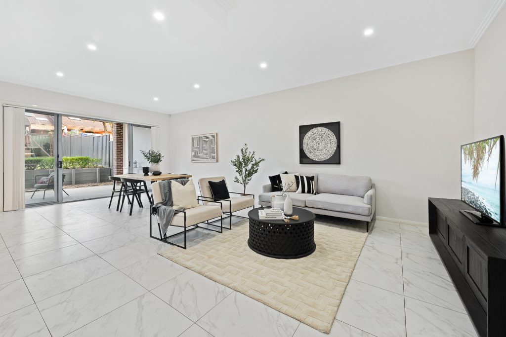 2 Burrabogee Road, Old Toongabbie NSW 2146 - photo 2
