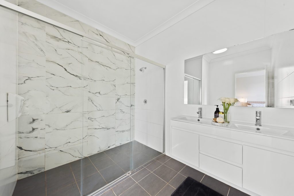 2 Burrabogee Road, Old Toongabbie NSW 2146 - photo 7
