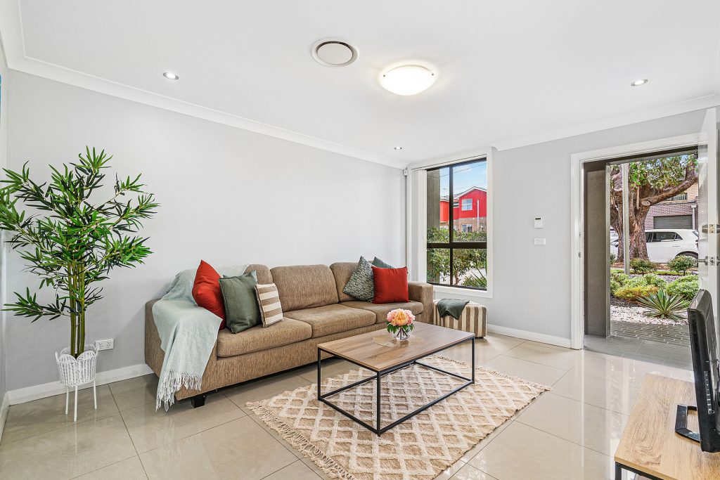 28B Tungarra Road, Girraween NSW 2145 - photo 5
