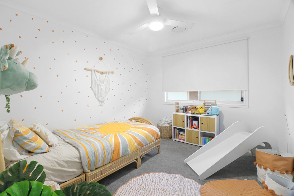 8 Laura Street, Norwest NSW 2153 - photo 12