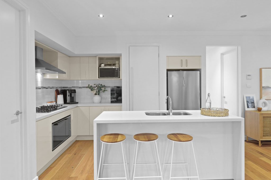8 Laura Street, Norwest NSW 2153 - photo 17