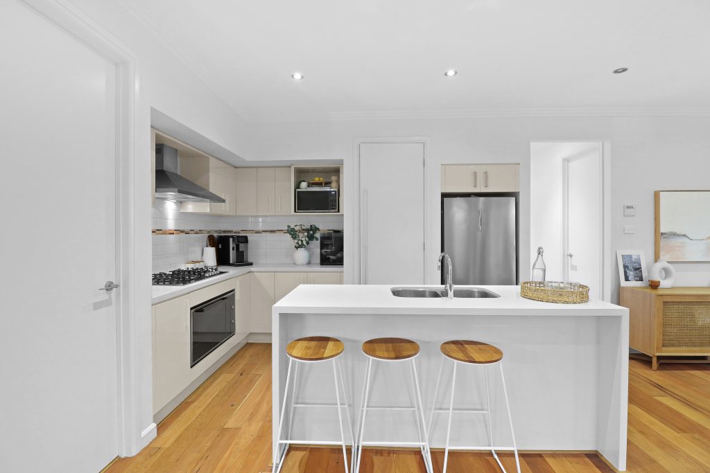 8 Laura Street, Norwest NSW 2153 - photo 8