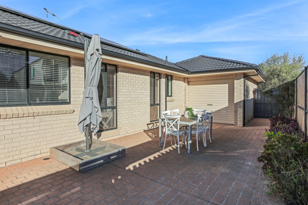 4 Buller Circuit, Beaumont Hills NSW 2155 - photo 15