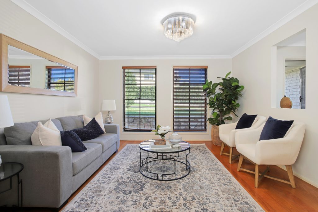4 Buller Circuit, Beaumont Hills NSW 2155 - photo 4