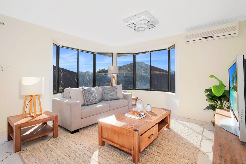 4 Buller Circuit, Beaumont Hills NSW 2155 - photo 6