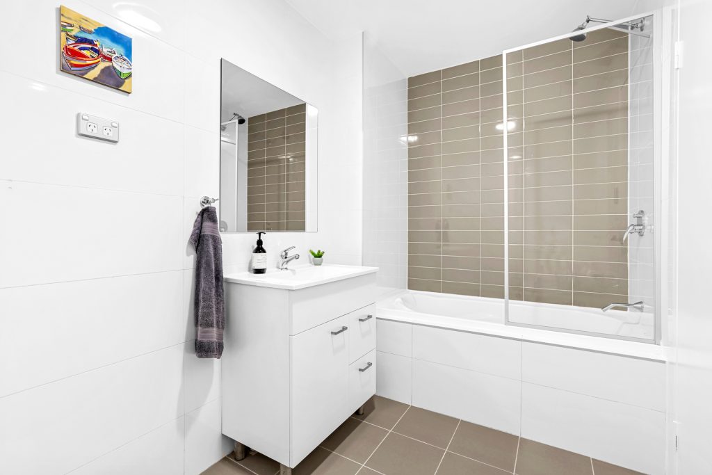 90/40 Barina Downs Road, Norwest NSW 2153 - photo 12