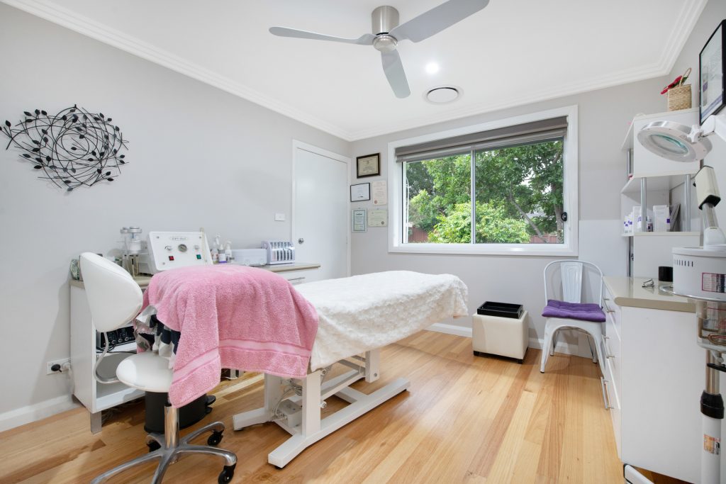 4 Marnie Grove, Kings Langley NSW 2147 - photo 13