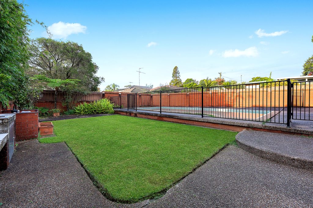 3 Leong Place, Baulkham Hills NSW 2153 - photo 10