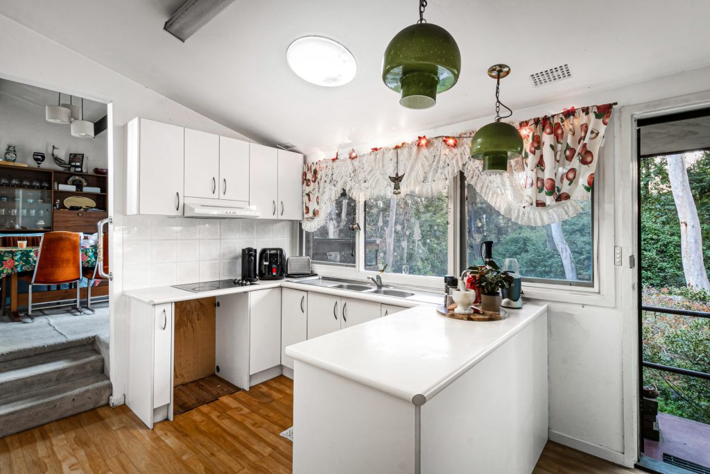 13 Winton Avenue, Northmead NSW 2152 - photo 3