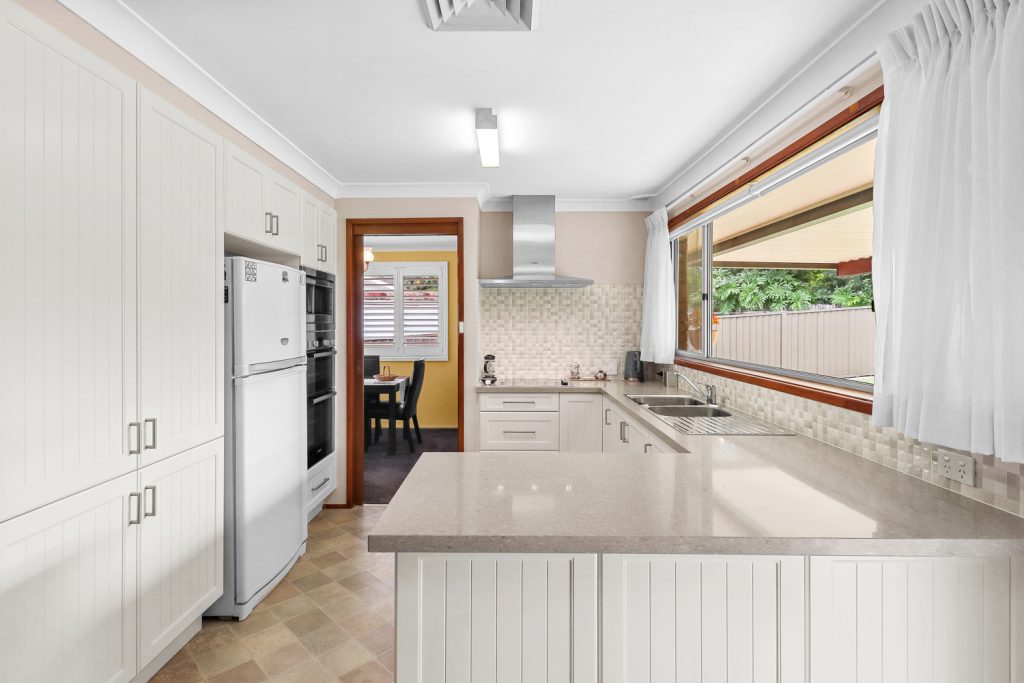 15 Bangalow Place, Baulkham Hills NSW 2153 - photo 3