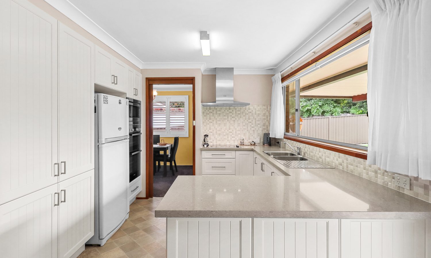 15 Bangalow Place, Baulkham Hills NSW 2153 - photo 3