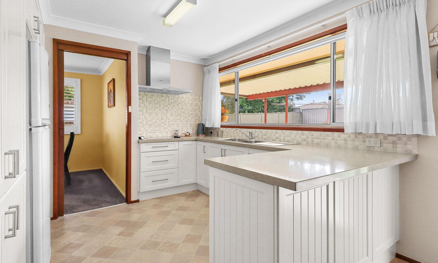 15 Bangalow Place, Baulkham Hills NSW 2153 - photo 4