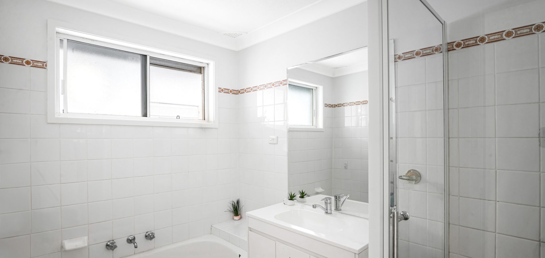 210 Madagascar Drive, Kings Park NSW 2148 - photo 11