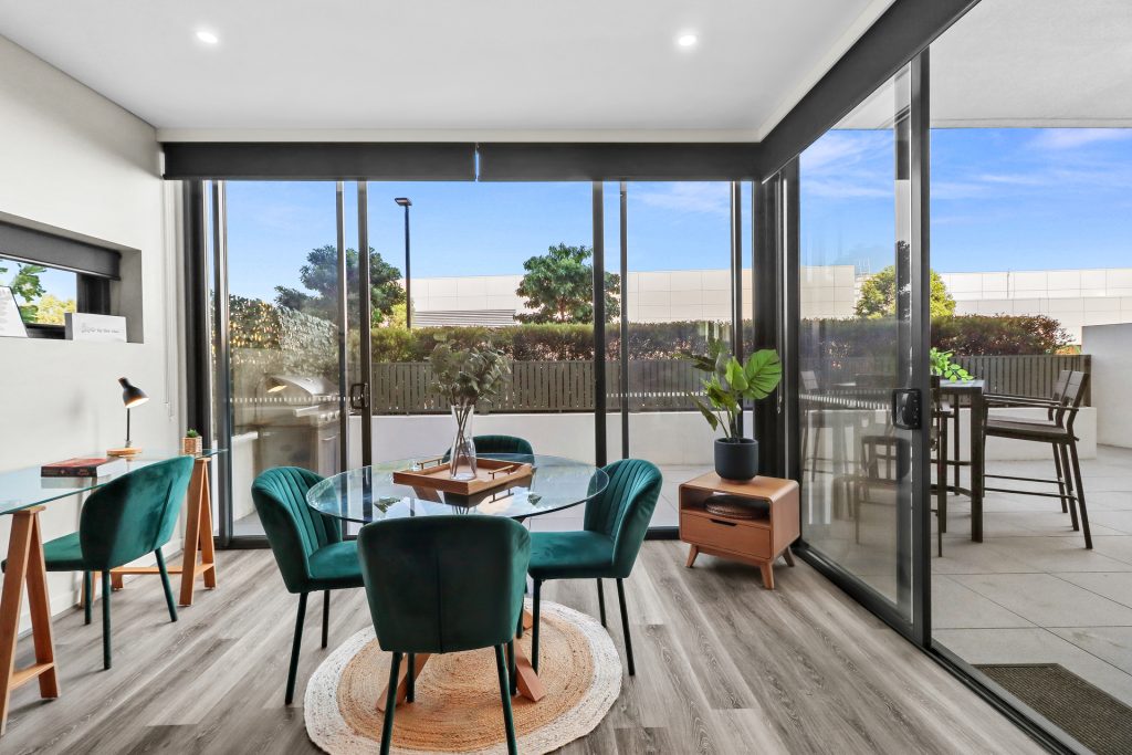 420/11 Solent Circuit, Norwest NSW 2153 - photo 3