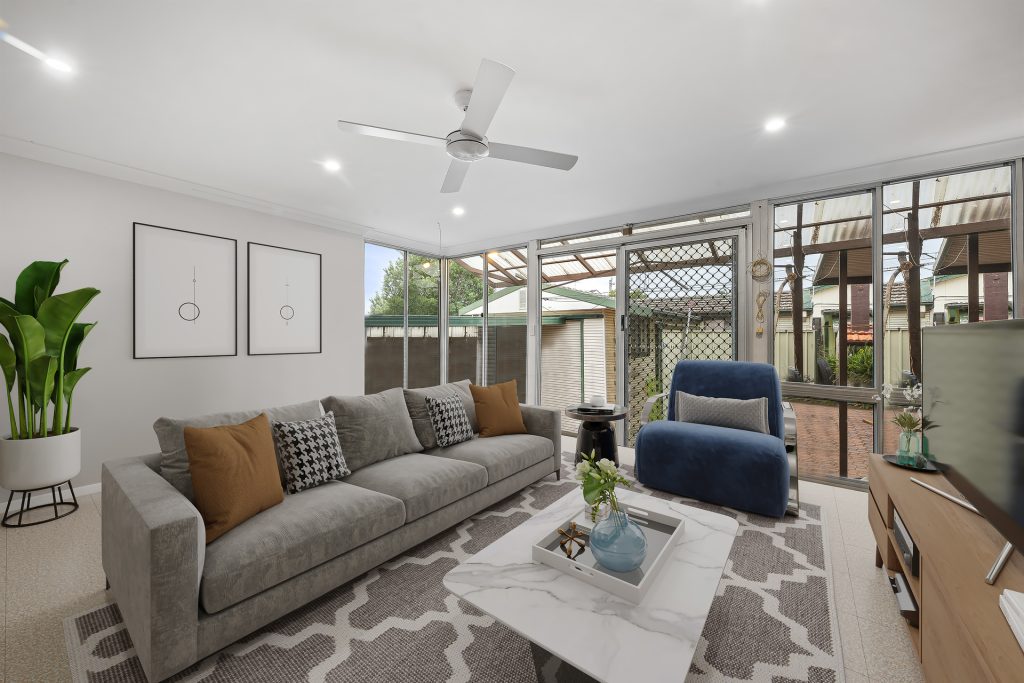 51 Ellam Drive, Seven Hills NSW 2147 - photo 2