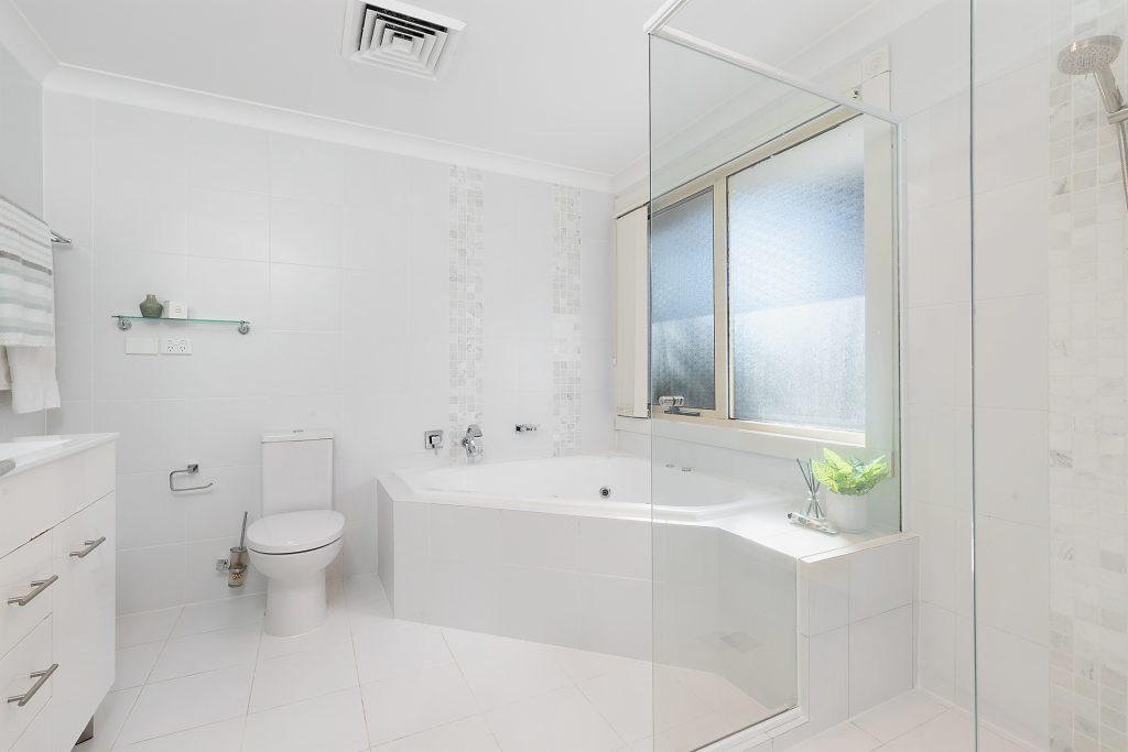 11A Southwood Place, West Pennant Hills NSW 2125 - photo 6