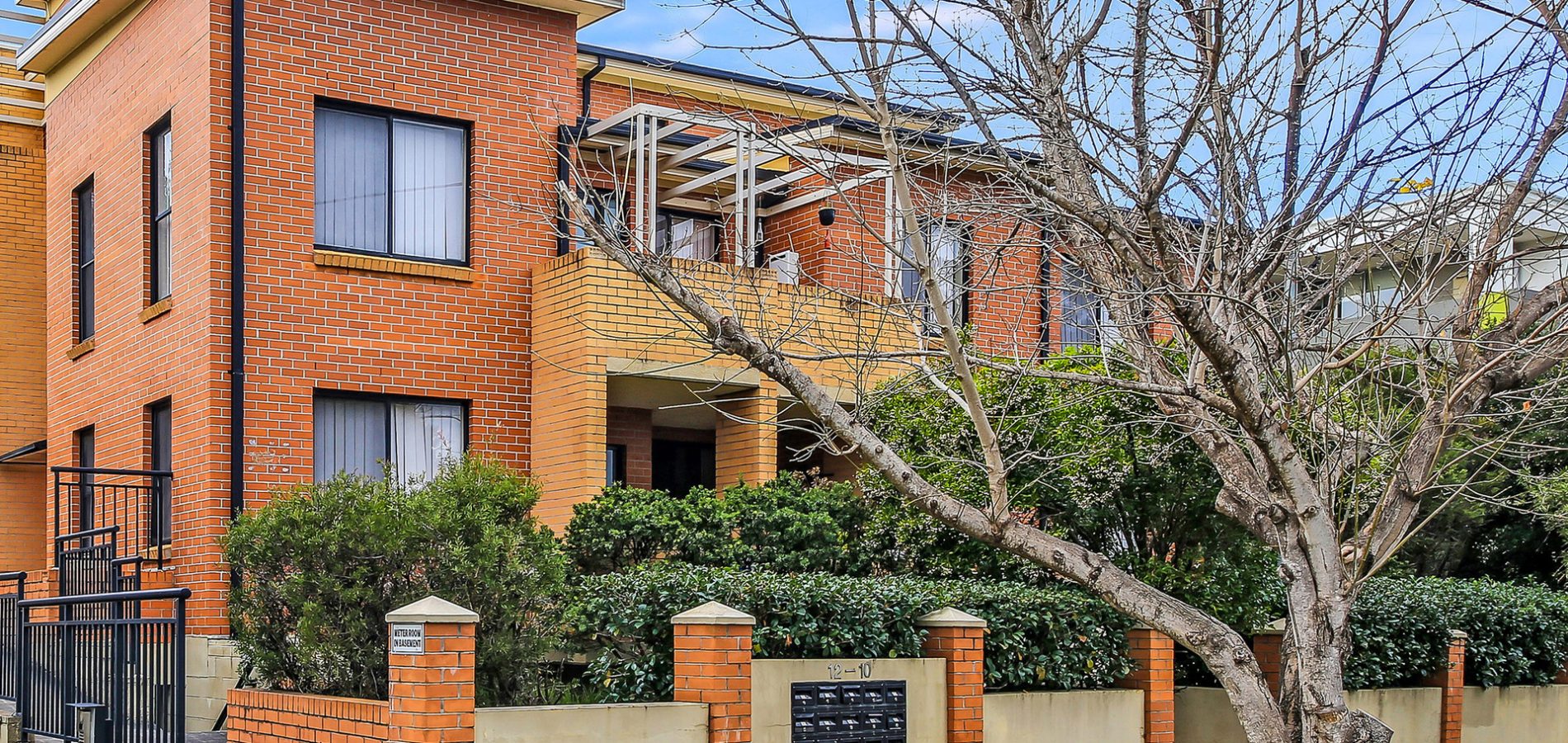 10/10 Reid Avenue, Westmead NSW 2145 - photo 2