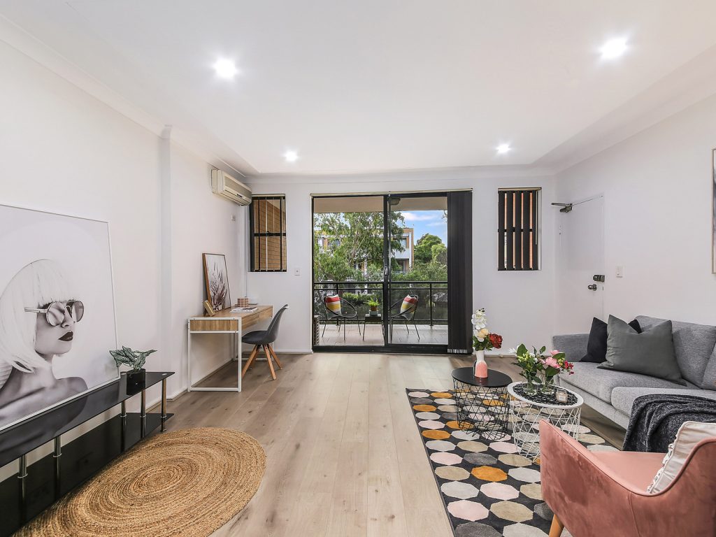 10/10 Reid Avenue, Westmead NSW 2145 - photo 3