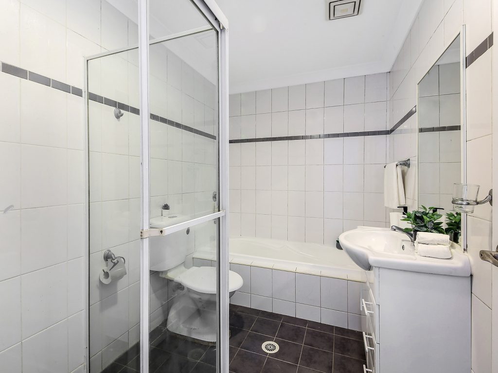 10/10 Reid Avenue, Westmead NSW 2145 - photo 7