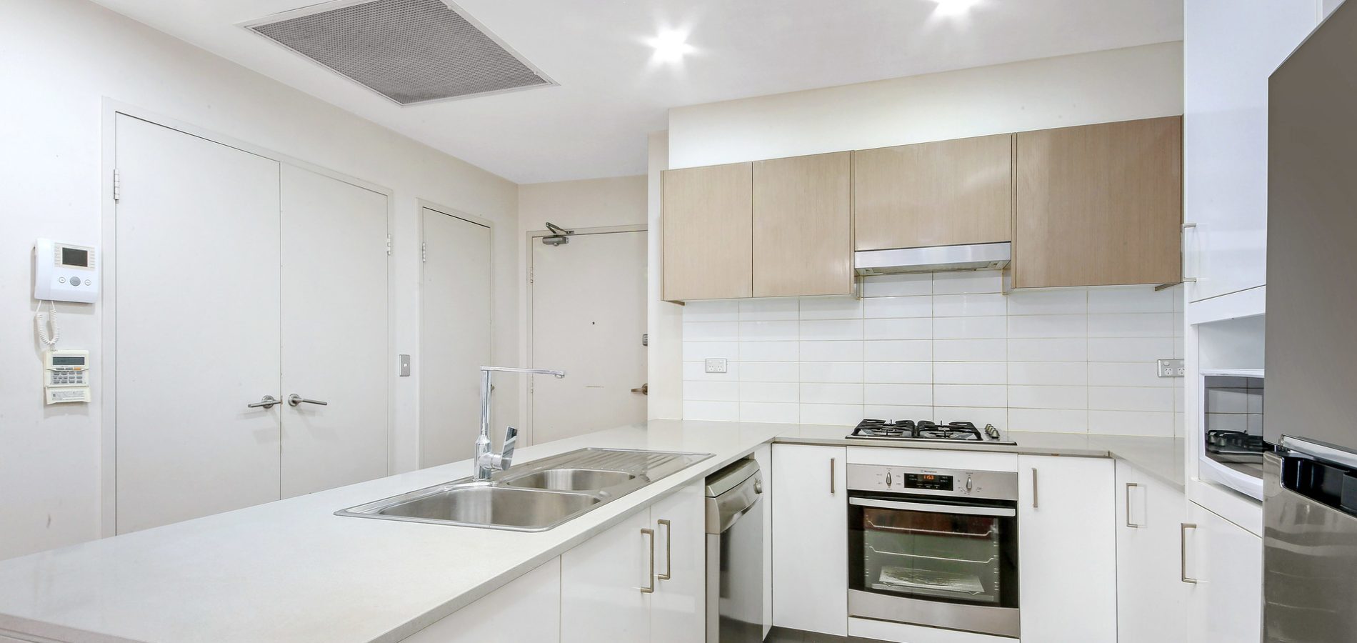 502/2 Garfield Street, Wentworthville NSW 2145 - photo 3
