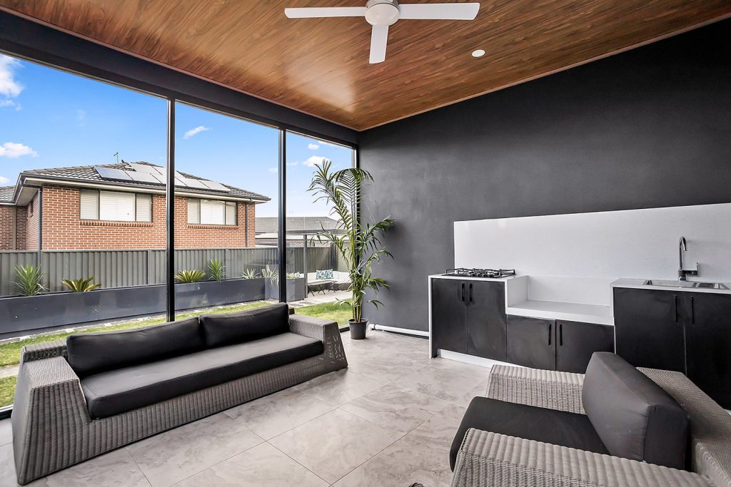 17 Ashtead Parade, Stanhope Gardens NSW 2768 - photo 17