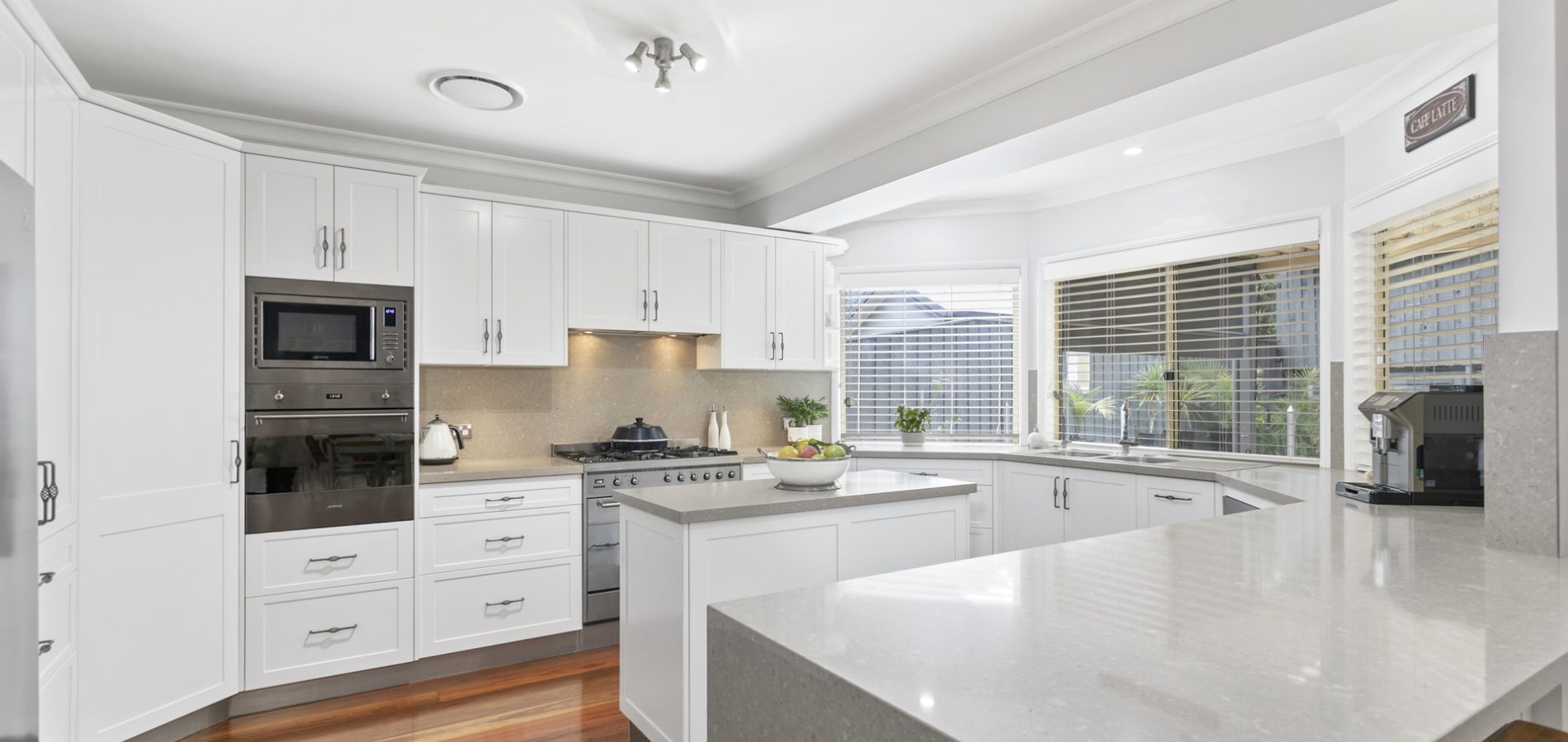 45 Beaumaris Avenue, Castle Hill NSW 2154 - photo 2