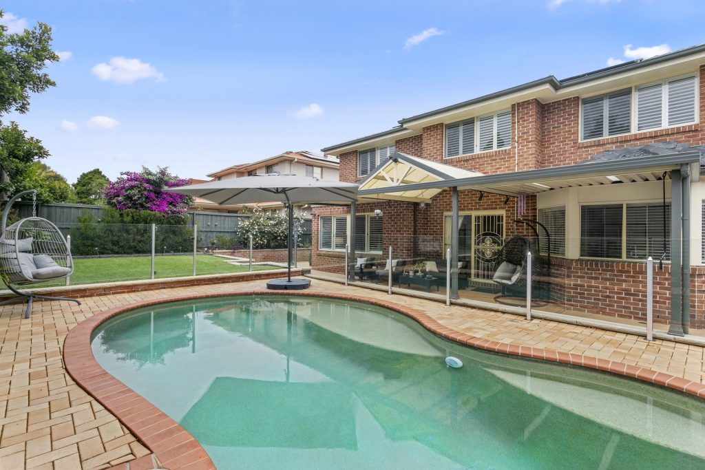 45 Beaumaris Avenue, Castle Hill NSW 2154 - photo 15
