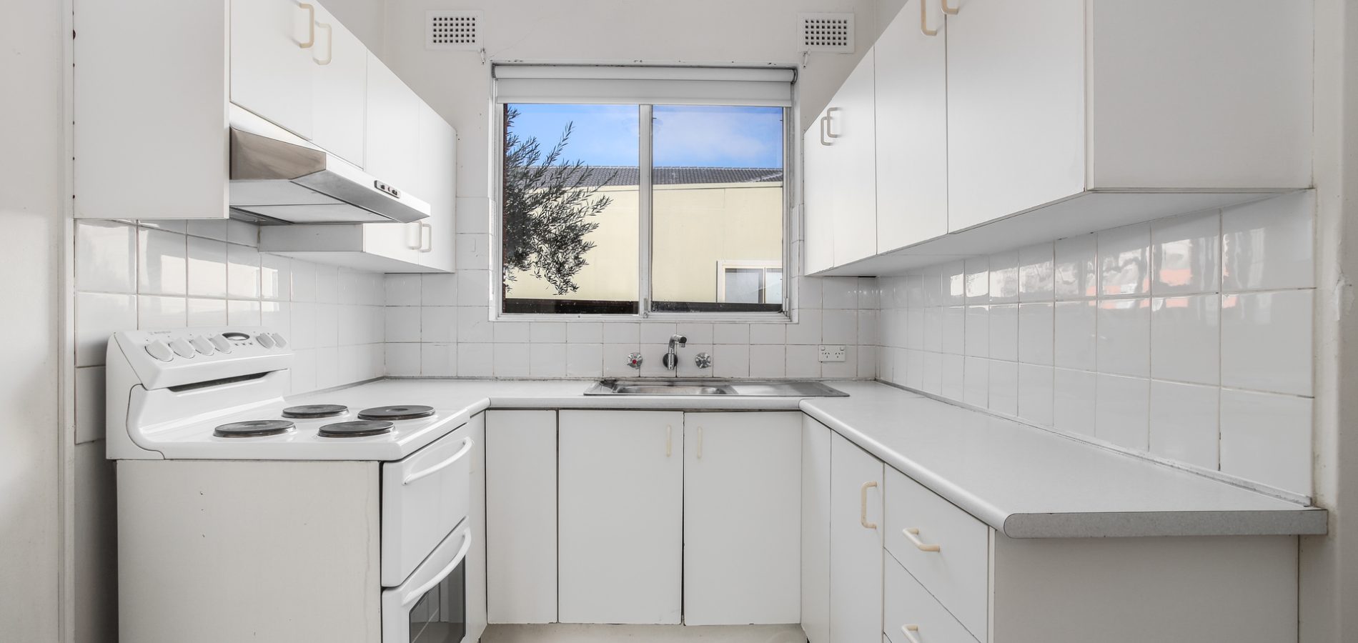 Sold - 3/2 Yangoora Road - New Property in Belmore - Real Estate by Andrew Tour