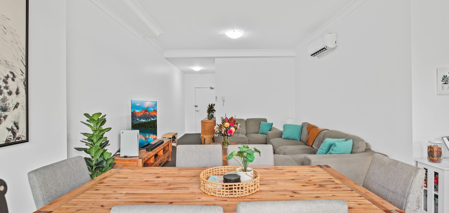 7/49 Essington Street, Wentworthville NSW 2145 - photo 3